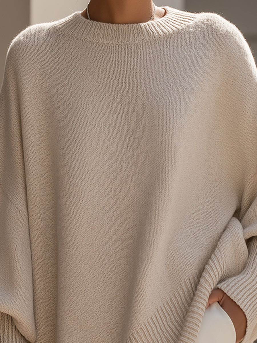Wanwen oversized sweater in beige, close-up of wide rounded neckline