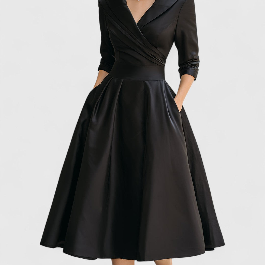 Marley Quinn midi dress in black, close-up of waistband and side pockets