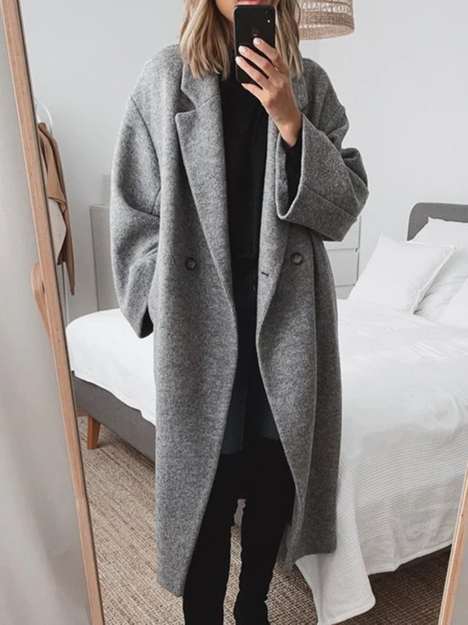 Daphira long oversized coat in grey, mirror full-length view