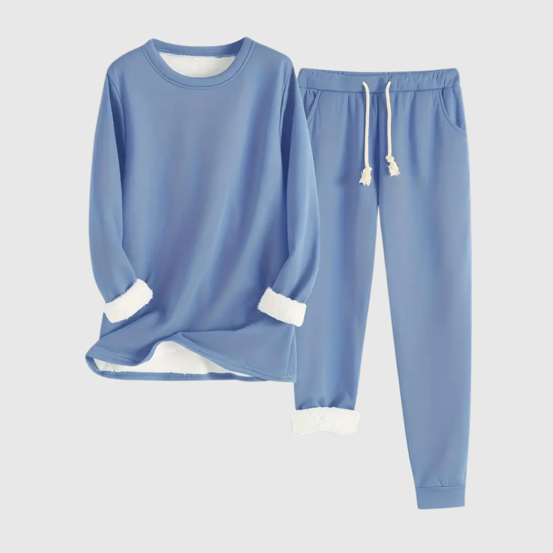 Elsy cosy relaxation set in blue with cream cuffs, top and joggers
