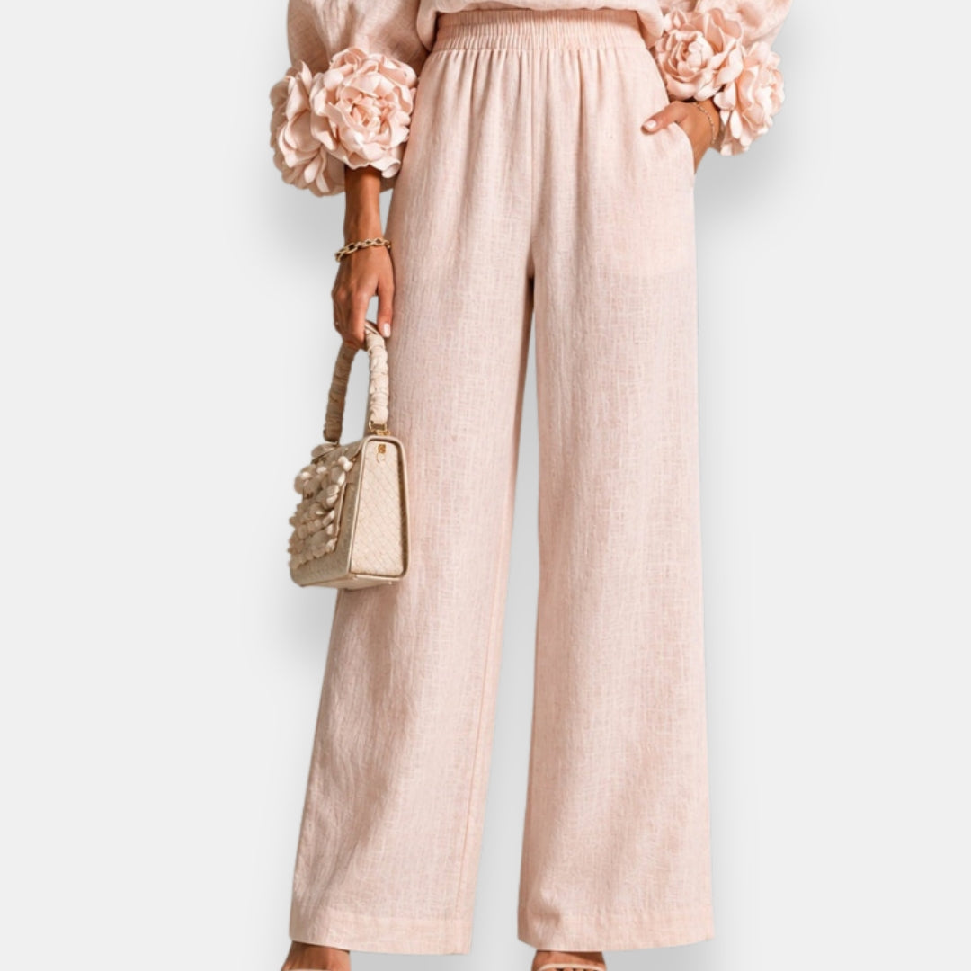 Penelope two-piece set in pink, wide-leg trousers with side pockets
