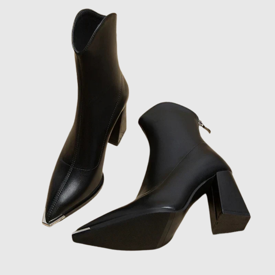 Relaxed fit pointed ankle boot heels in black, side and front view
