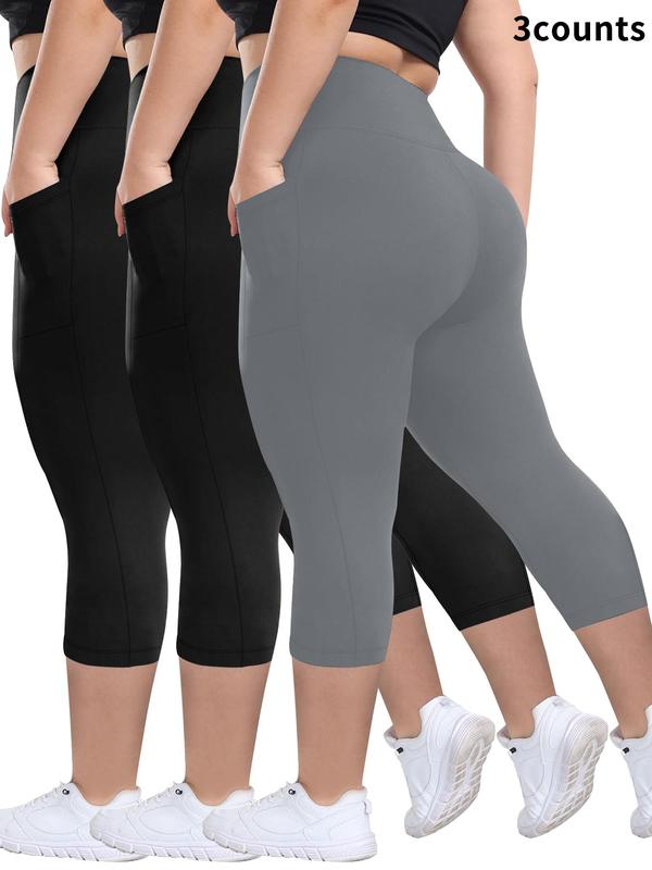 Zinnia capri leggings in black and grey, back view