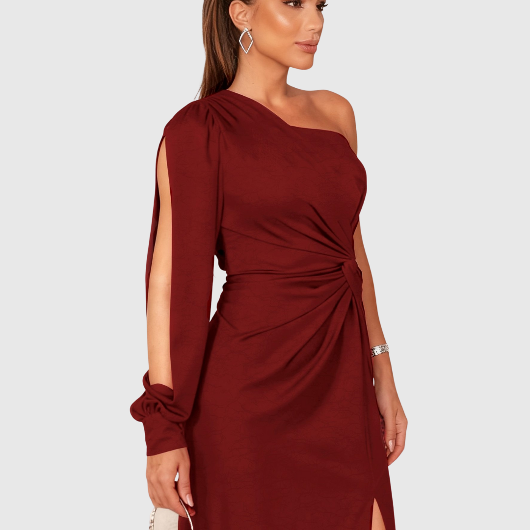 Charlotta gown in crimson red, close-up of split sleeve and cuff