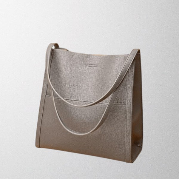 Valérie Dupré shoulder bag in grey, three-quarter front view