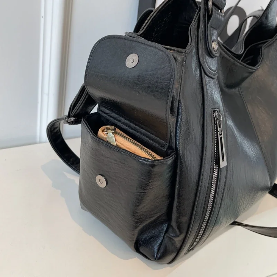 CASUAL SHOULDER BAG