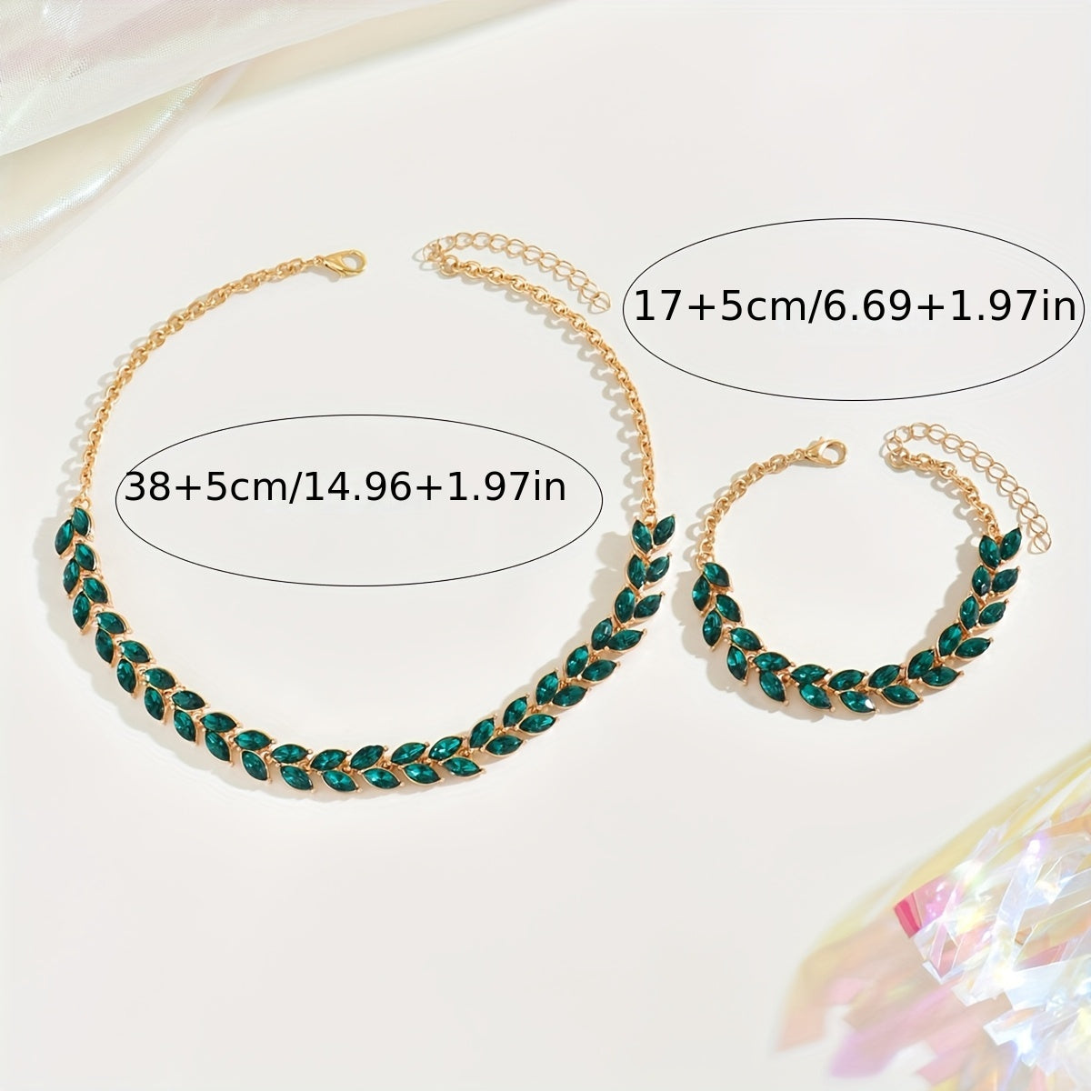ELEGANT GREEN CRYSTAL NECKLACE & BRACELET DUO