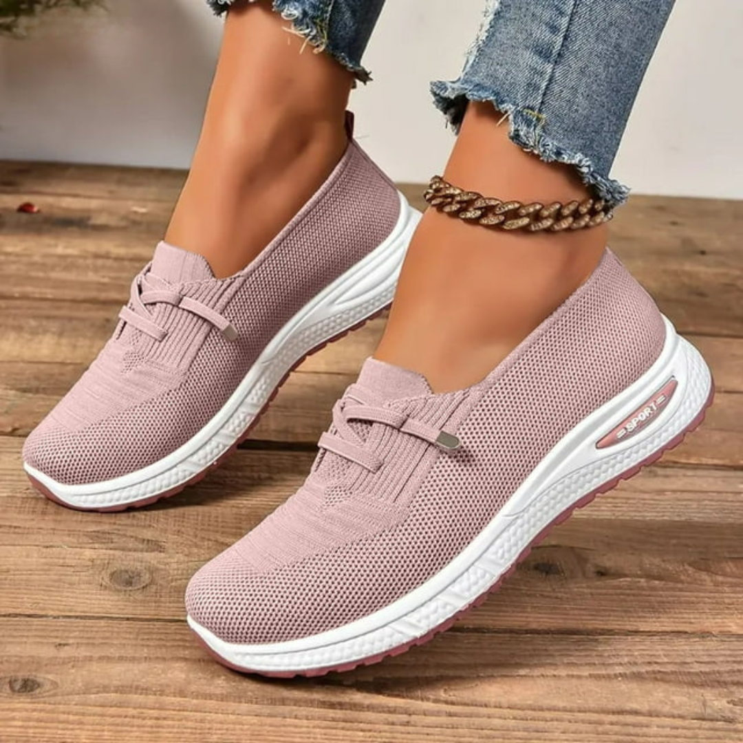 Raquel orthopedic comfort shoes in pink, front view on the foot