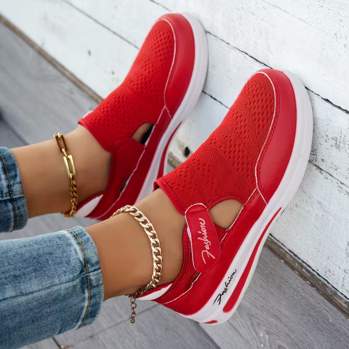 Allison sneakers in red, close-up of mesh and platform sole