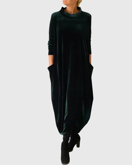 Madison velvet dress in dark green, relaxed cocoon silhouette