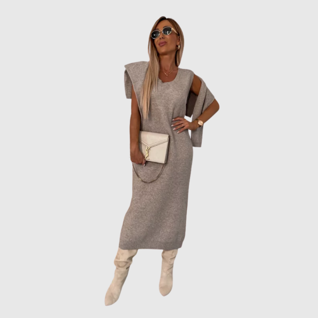 Anwen knit set in light grey, jumper worn over shoulders
