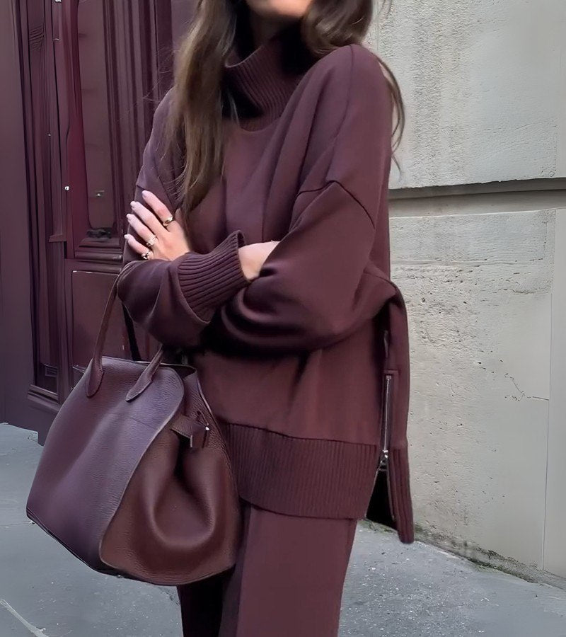 Charlottie two-piece set in burgundy, close view of ribbed neck and cuffs