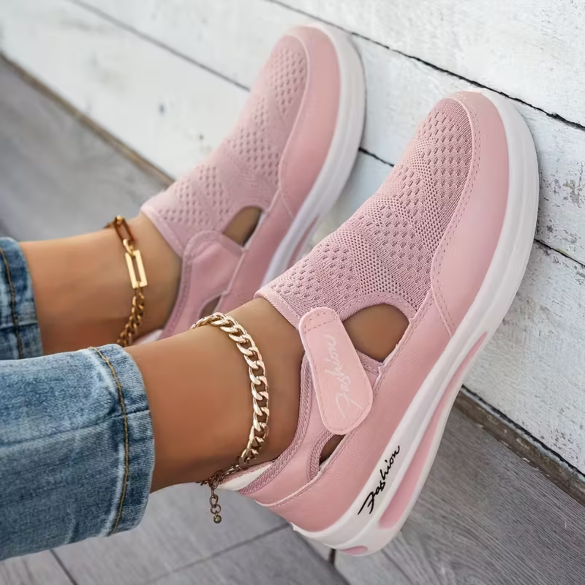 Allison sneakers in pink, close-up of cushioned sole