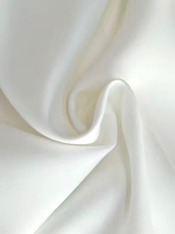Rarianne set fabric close-up in off white, showing smooth woven drape