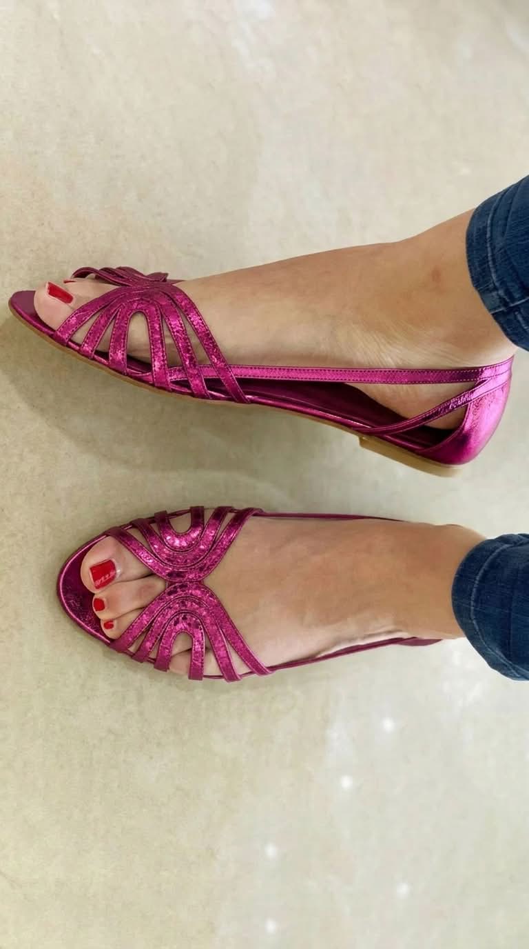 Eleonora flat sandals in fuchsia, worn view of strap detail
