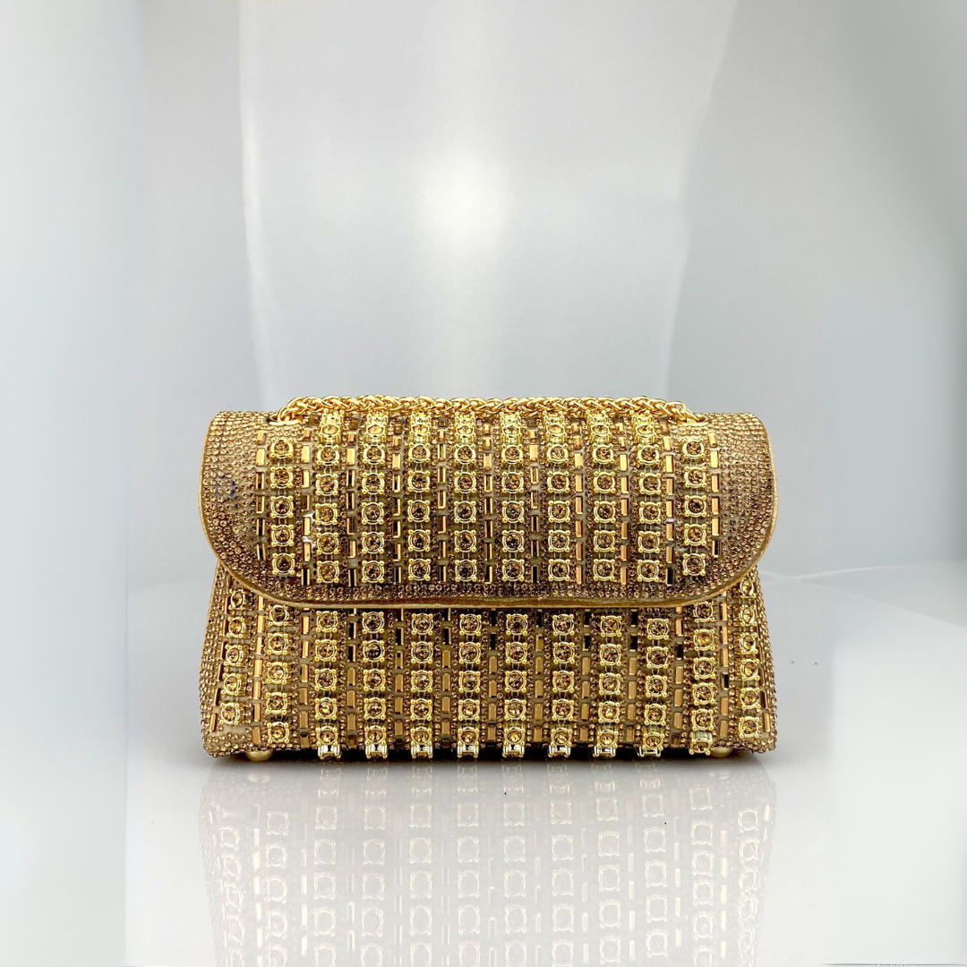 Klaudia chain diamond shoulder bag in gold, front view