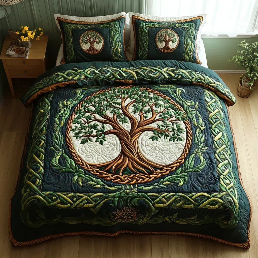 Tree of Life quilted bedding set in deep green with Celtic knot border