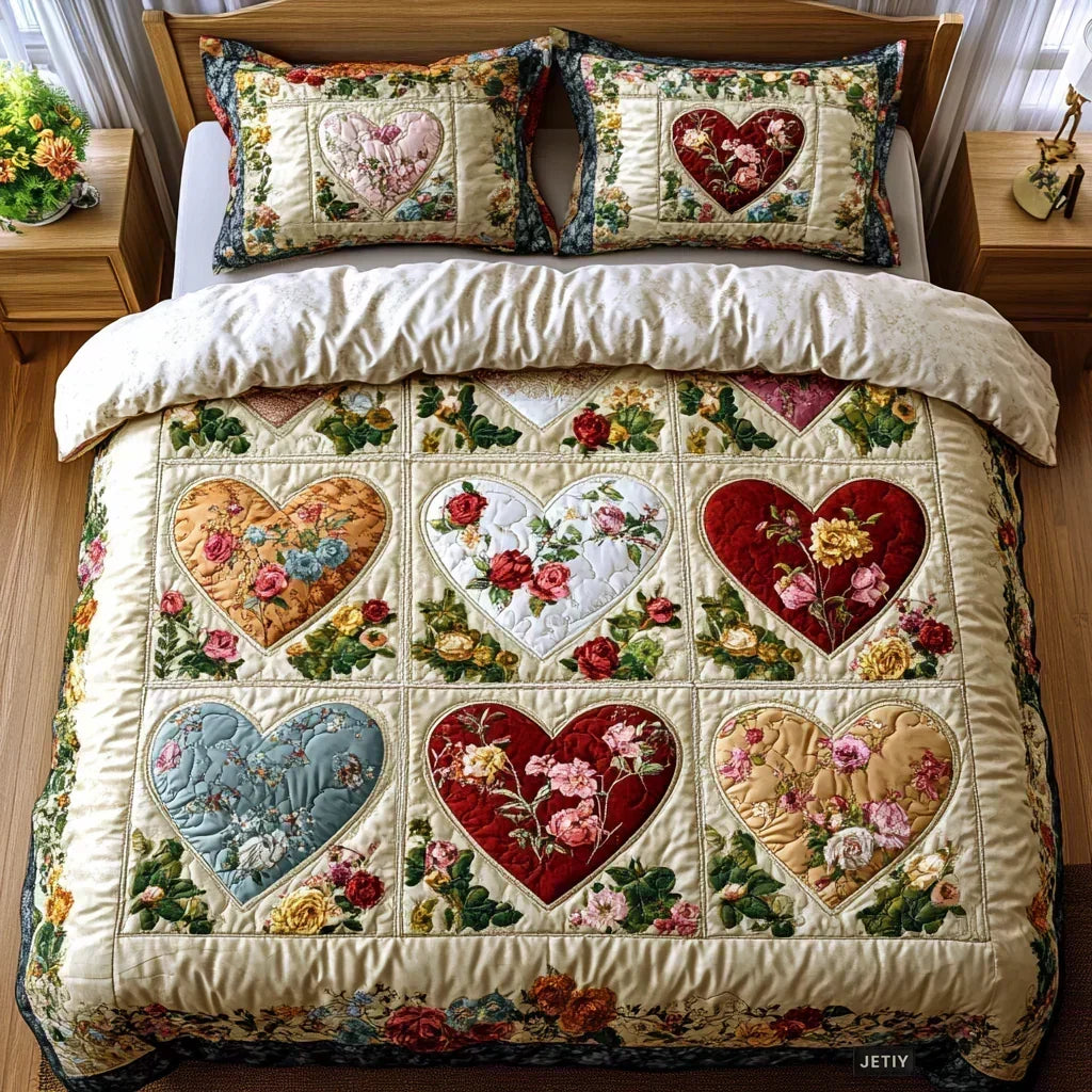 Hearts in Love quilted bedding set in cream with floral patchwork hearts and matching pillow shams