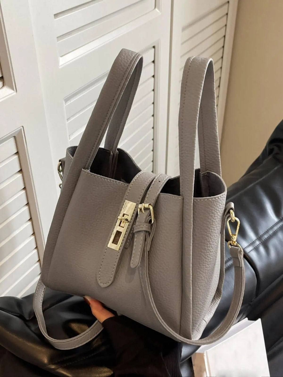Gypsy retro crossbody handbag in khaki grey, side view