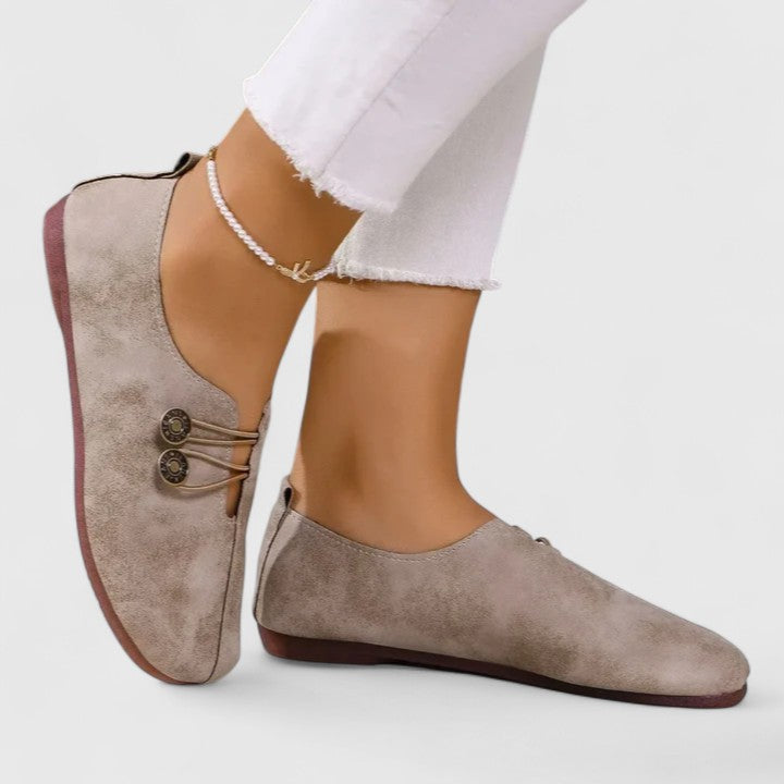 Georgina loafers in light brown worn with white cropped jeans