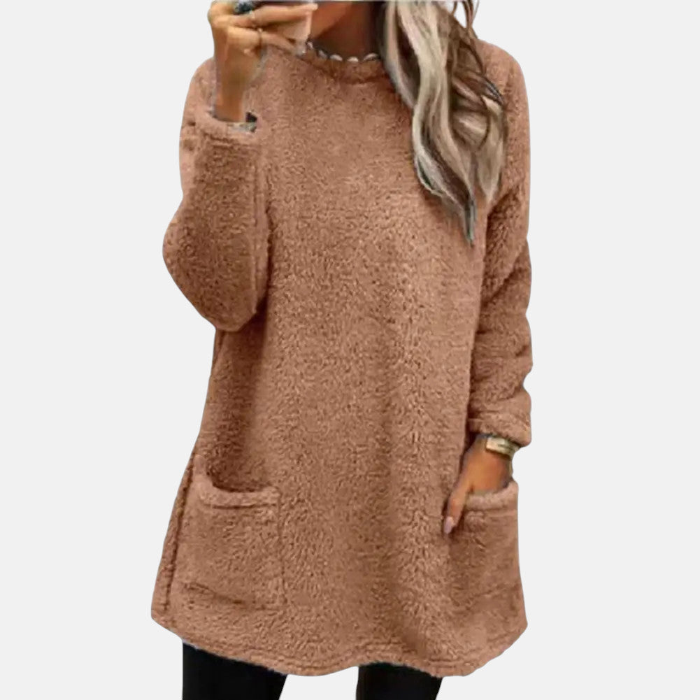 Emeris comfortable sweater in brown, front view