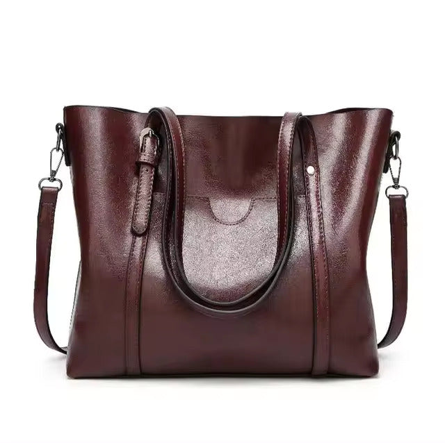 Daphira sleek shoulder bag in coffee, front view