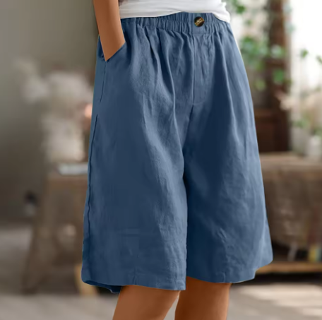 Diane comfort shorts in blue, front view on model