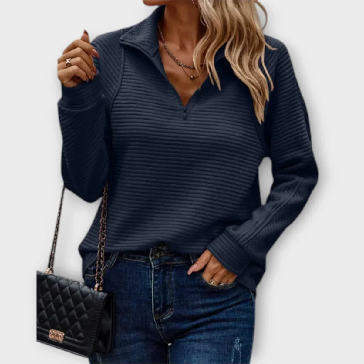 Veylin halfzip pullover in navy blue, front view