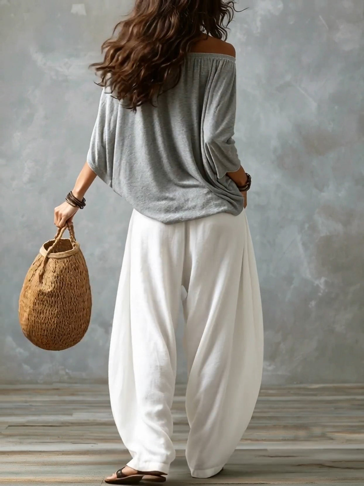 Raffaella two-piece set in grey and white, back view