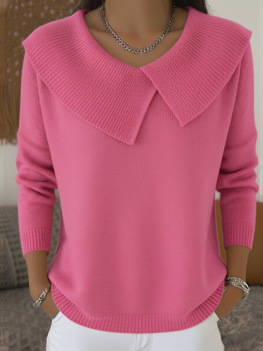 Zailyn cosy elegant sweater in pink, front view worn with white trousers