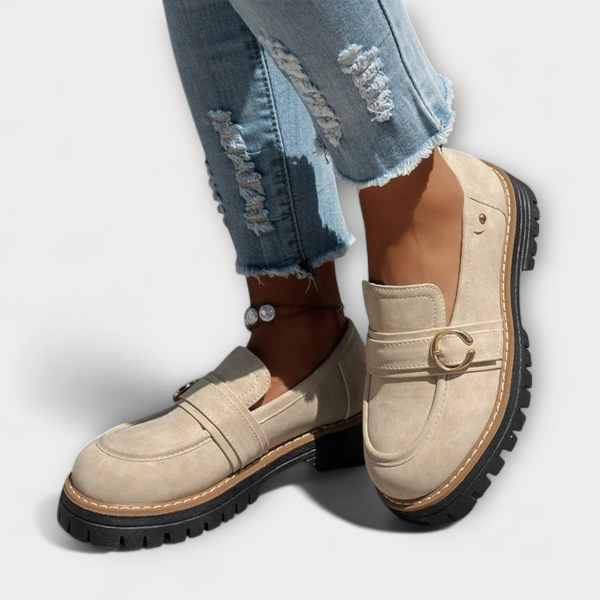 Aurora casual loafers in beige worn with cropped jeans, front view