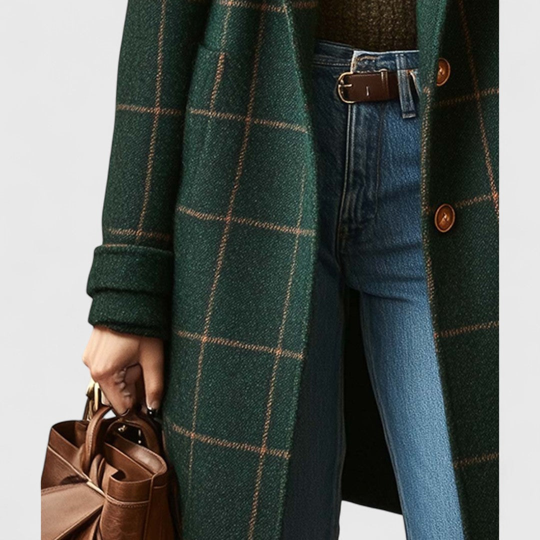 Izabela checked coat in dark green, side detail with flap pocket and sleeve