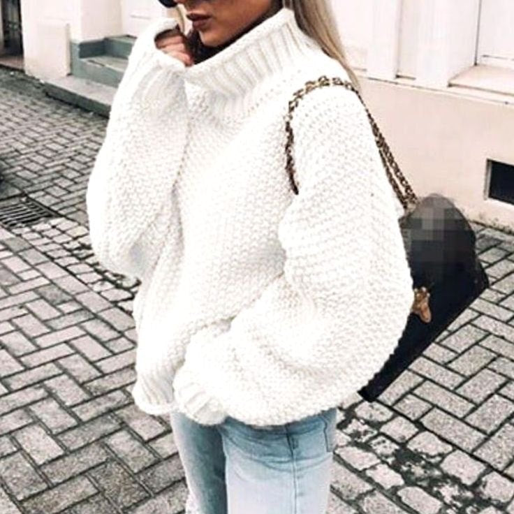 Oversized chunky knit turtleneck sweater in white, street style front view